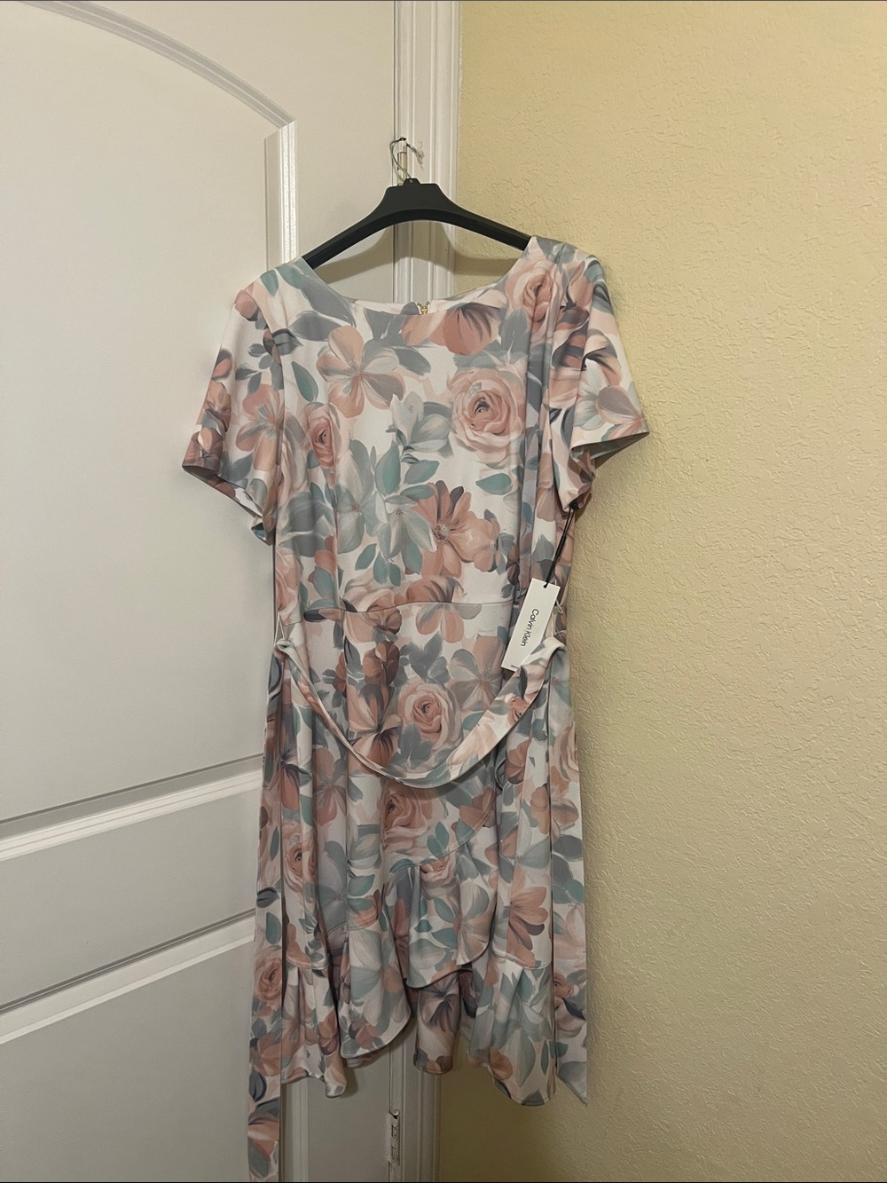 Calvin Klein Blush & Sage Floral Midi Dress